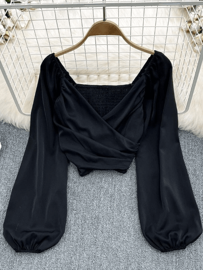 Krótka bluzka damska z przekładanym dekoltem-Bossino